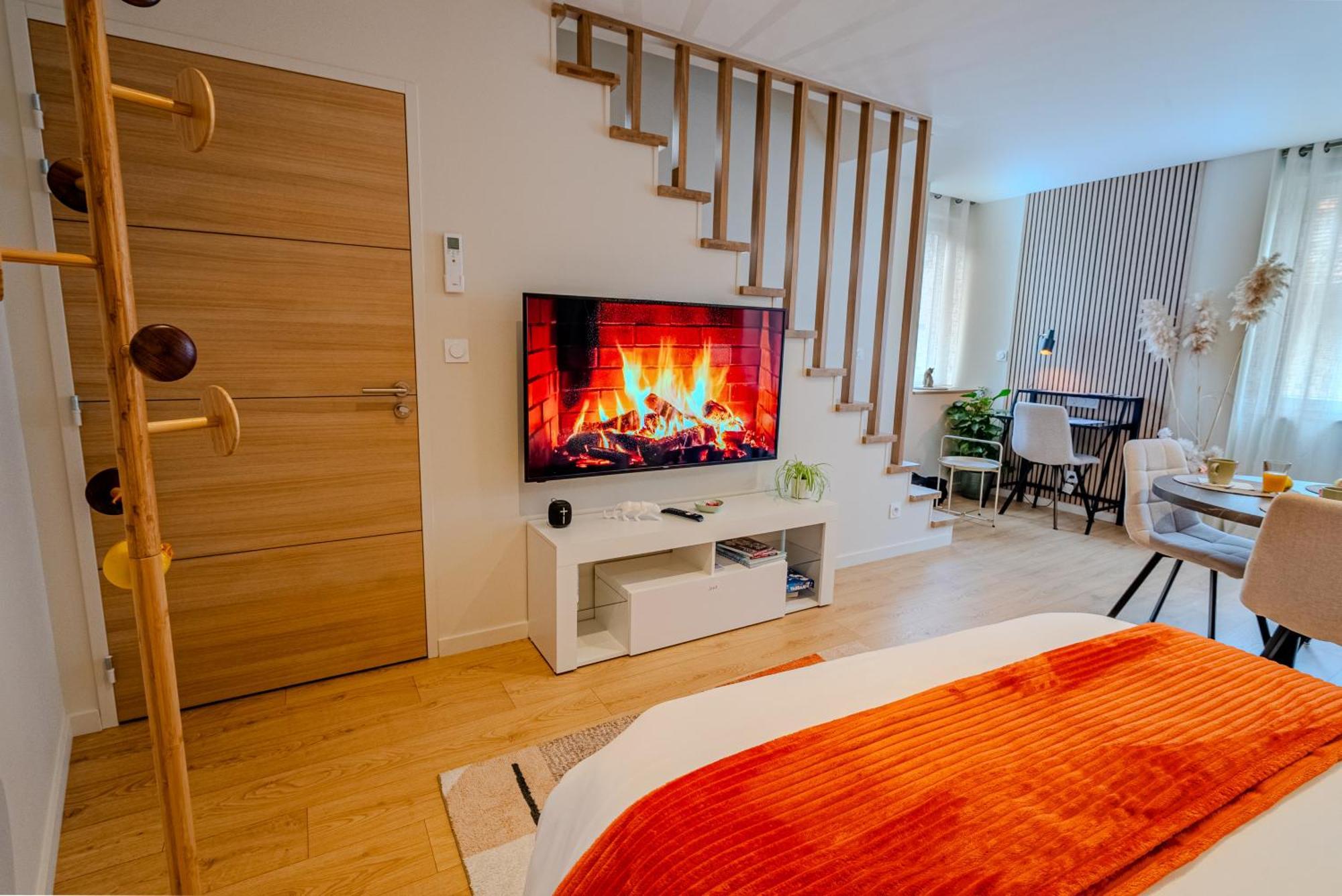 Au Duplex D'Or Centre Historique Leilighet Besançon Eksteriør bilde